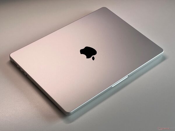 100 units Macbook Pro 2025 - Image 2